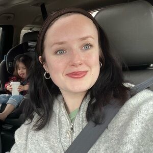 Meet your Posher, Emma